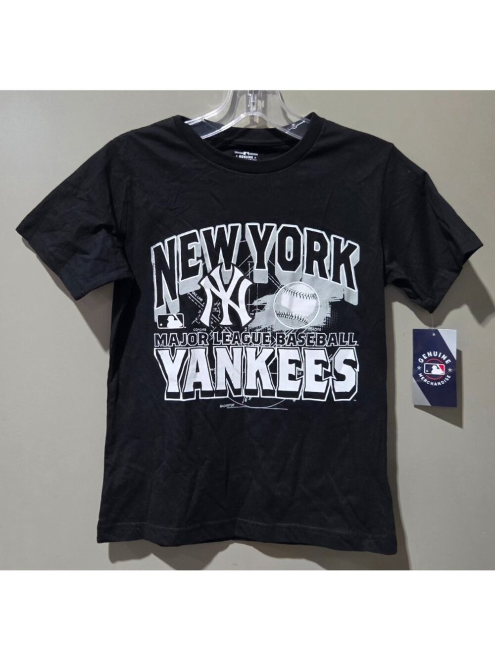 New York Yankees Short Sleeved Logo & Script Black Tee -- Youth Size Medium 8/10